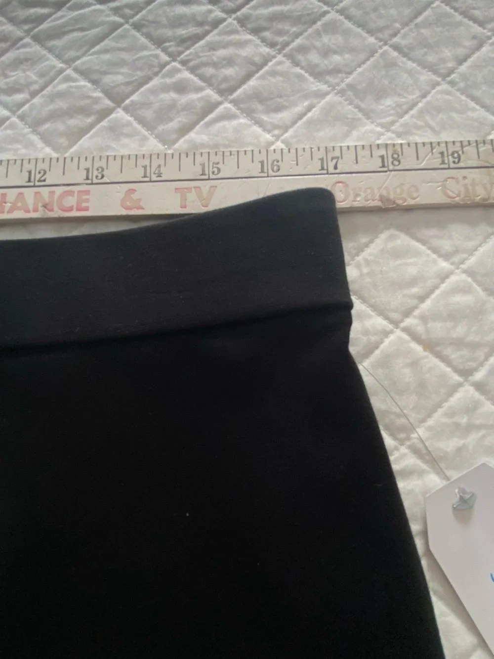 Time and Tru Black Ponte Pencil Skirt - Sleek Workwear Size L (12-14) - Picture 9 of 12